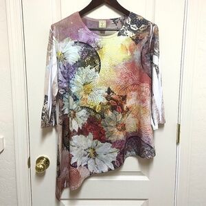 Jess & Jane Women’s Large Floral Tunic Top Asymmetrical Hem Rhinestone Detail